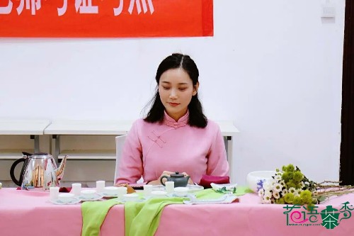 考试学员