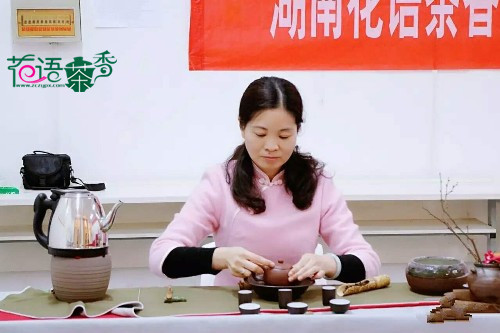 考试学员